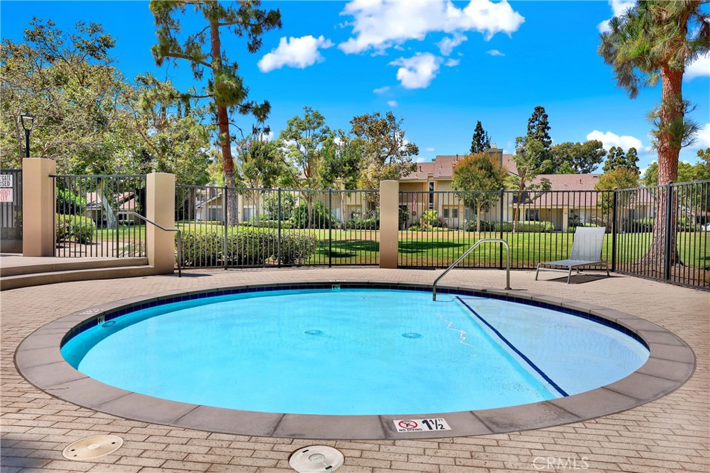 Doe Trail East Pool Playground - 15 Snapdragon 8, Irvine CA 92604 - photo 35