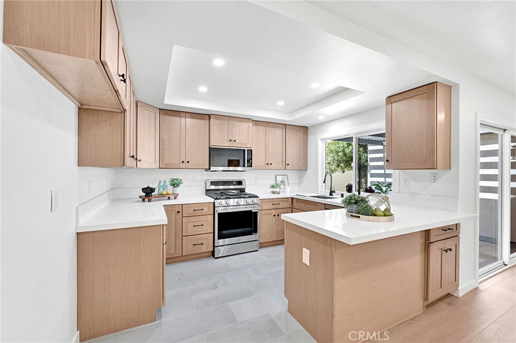 15 Snowapple, Irvine CA 92614 - photo 8