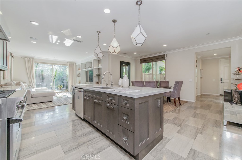 150 Lost Hills, Irvine CA 92618 - photo 4