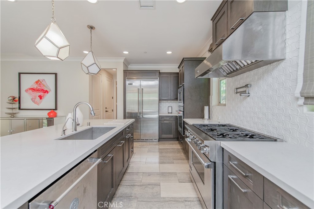150 Lost Hills, Irvine CA 92618 - photo 9