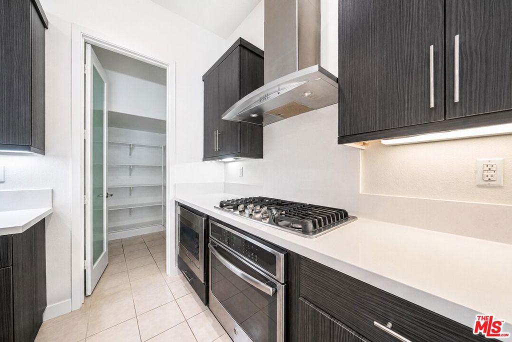 150 Newall, Irvine CA 92618 - photo 10