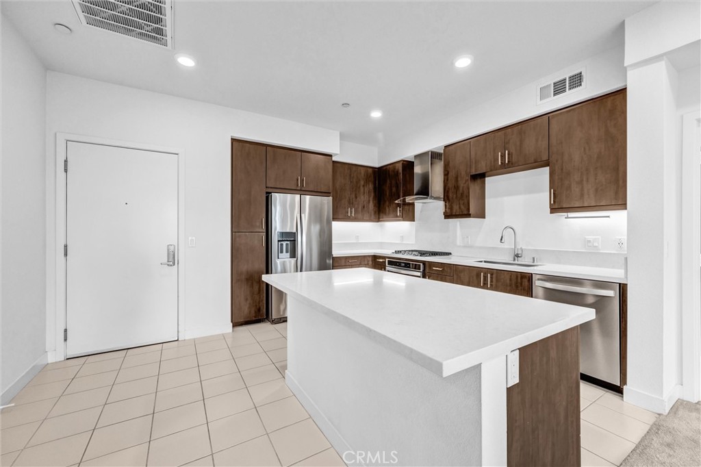 1502 Nolita, Irvine CA 92612 - photo 2