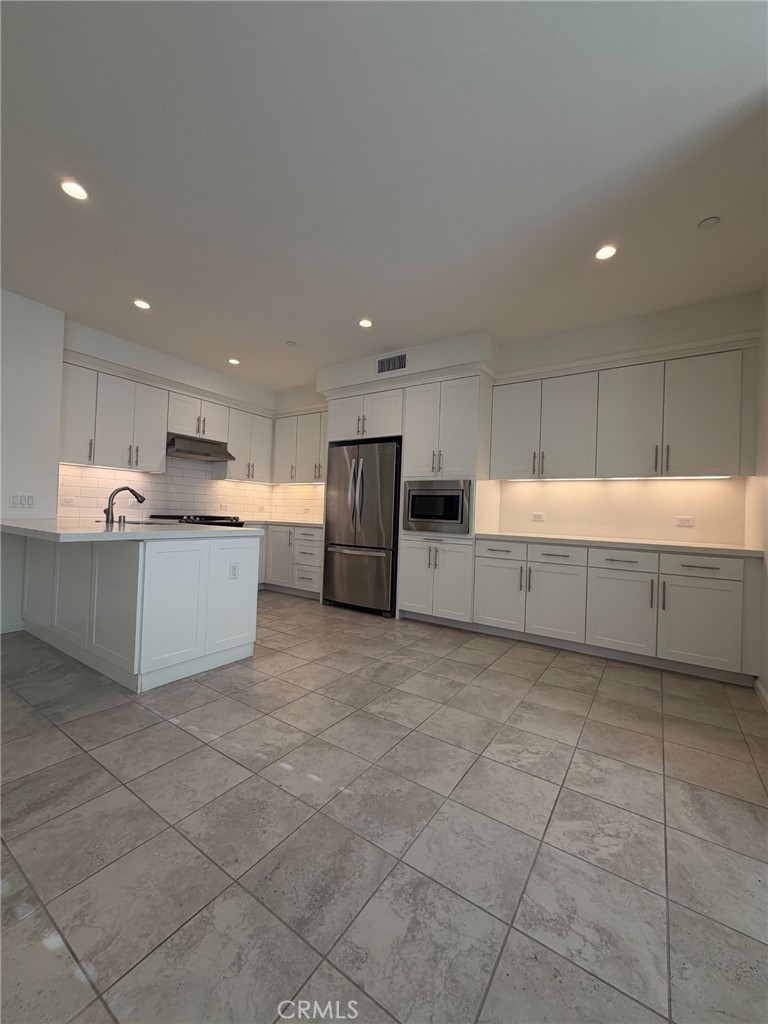 151 Bishop, Irvine CA 92620 - photo 6