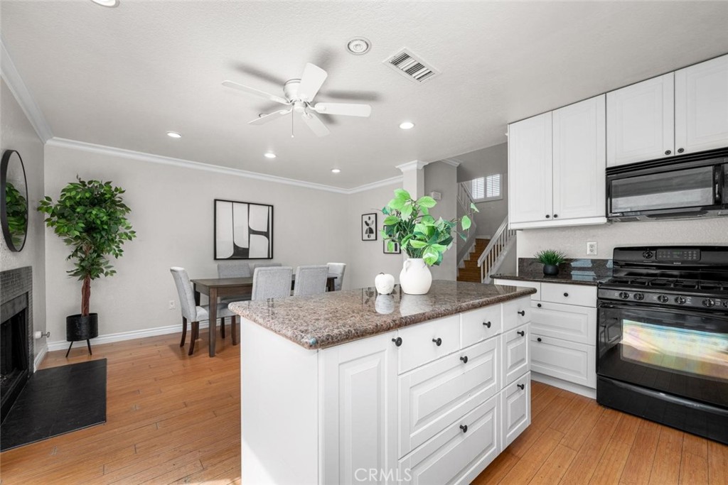 152 Greenmoor 64, Irvine CA 92614 - photo 13