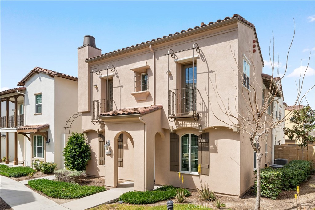 153 Fixie, Irvine CA 92618 - photo 2