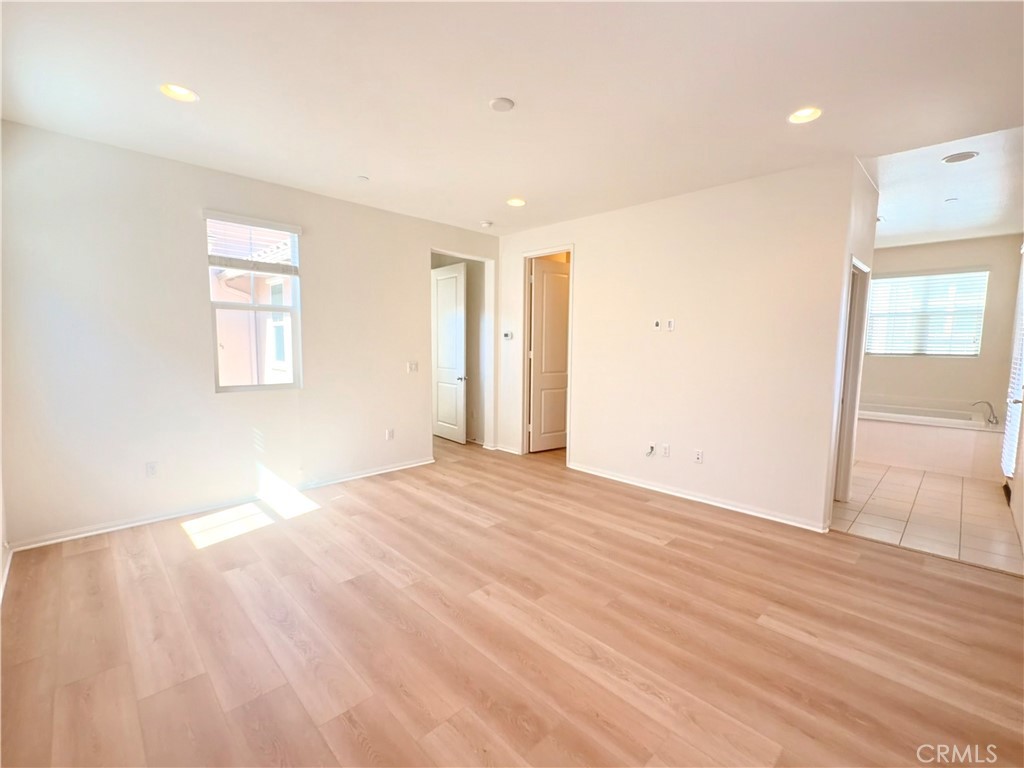 153 Fixie, Irvine CA 92618 - photo 18