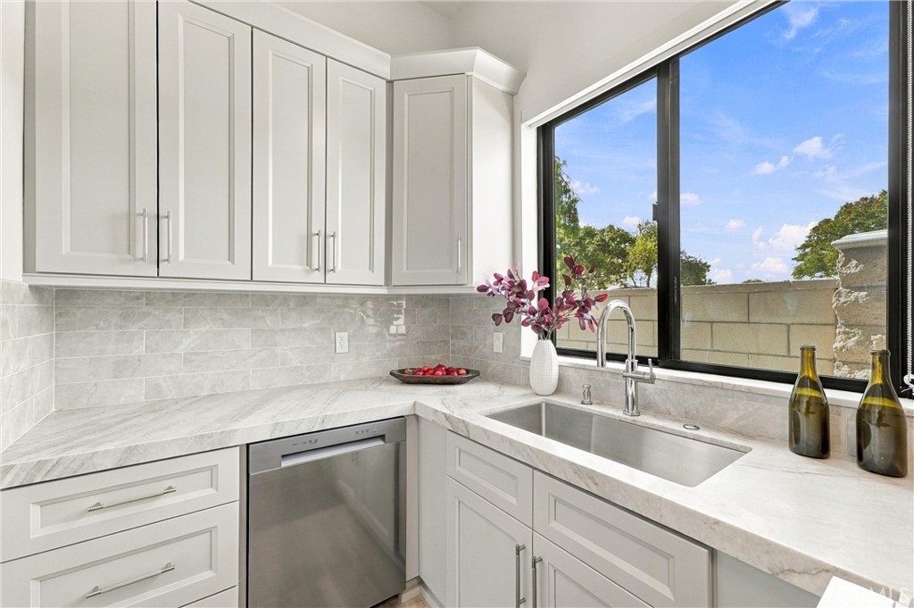15362 Seine Cir., Irvine CA 92604 - photo 22