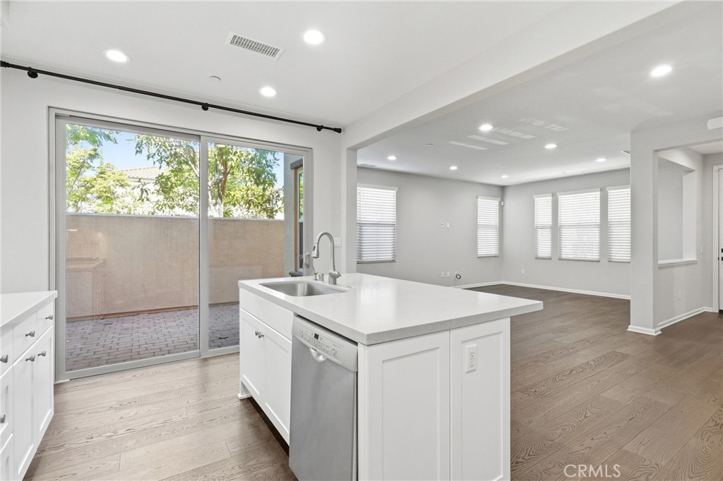 154 Briar Rose, Irvine CA 92618 - photo 5