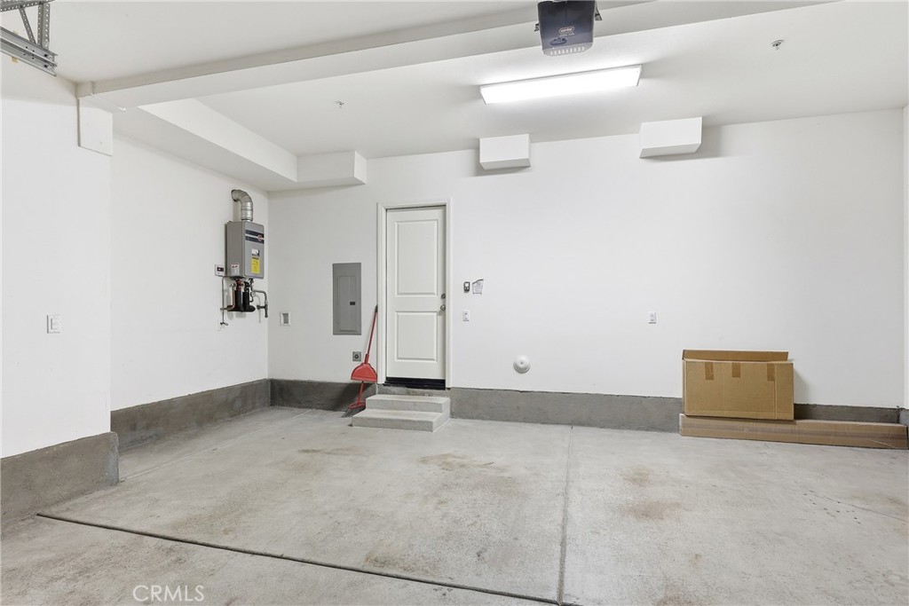 154 Briar Rose, Irvine CA 92618 - photo 25