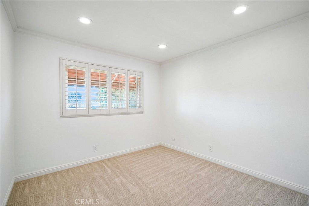 15401 Verdun, Irvine CA 92604 - photo 21