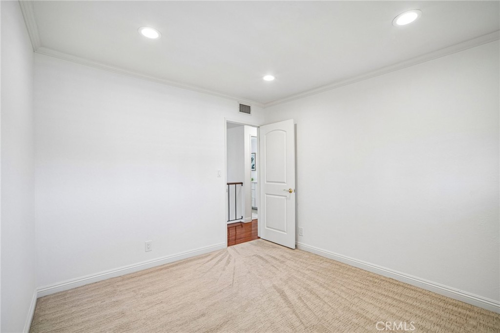 15401 Verdun, Irvine CA 92604 - photo 22