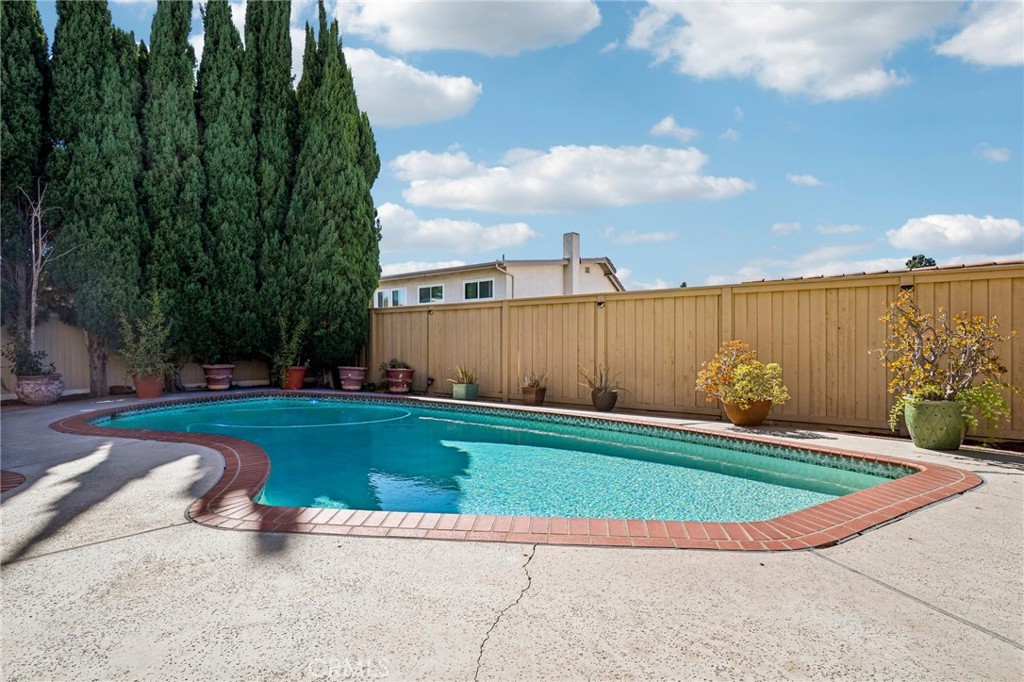 15401 Verdun, Irvine CA 92604 - photo 33