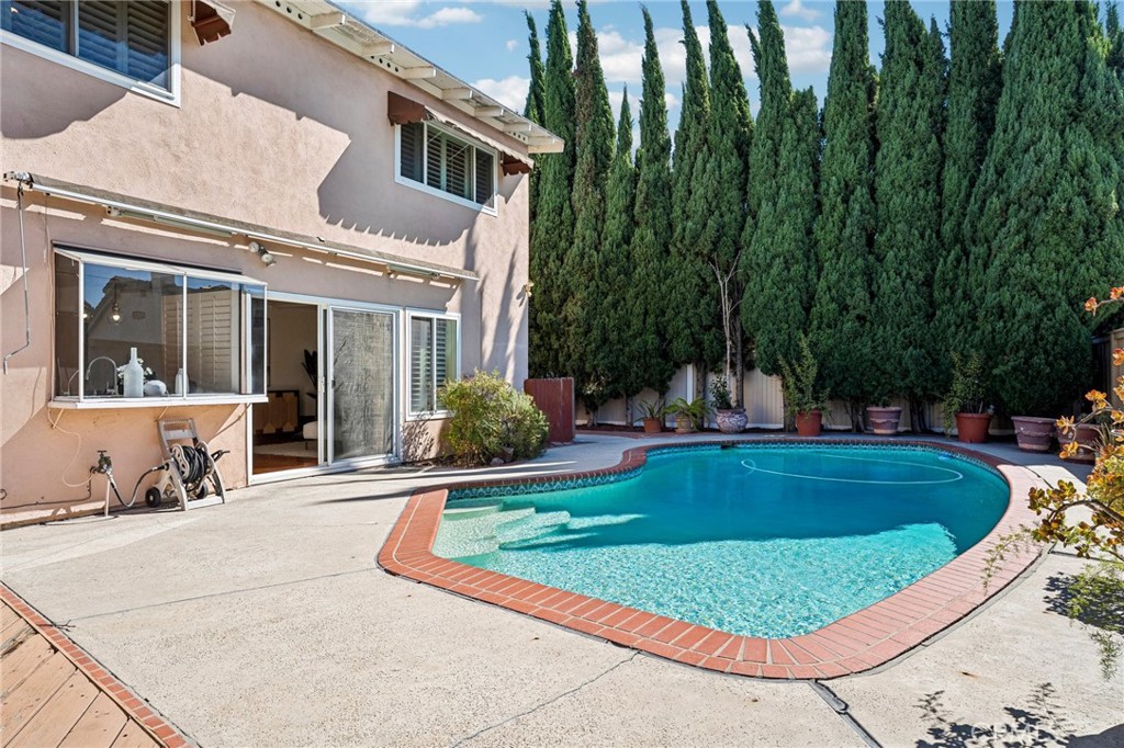 15401 Verdun, Irvine CA 92604 - photo 34