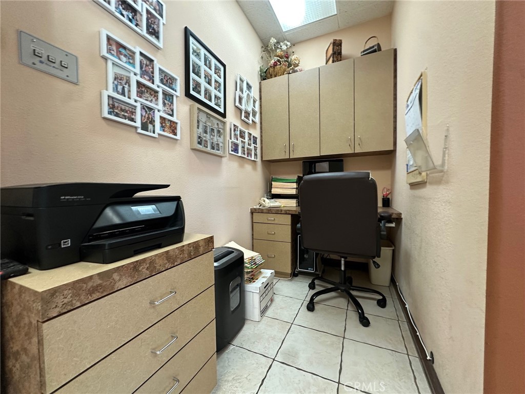 15415 Jeffrey Road 104, Irvine CA 92618 - photo 7