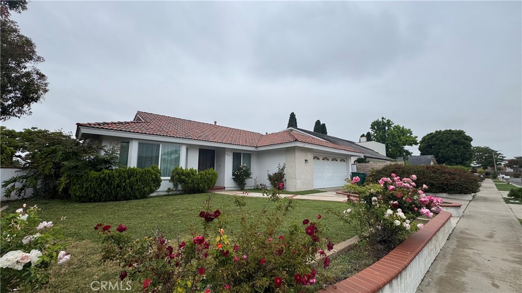 15451 Alsace Cir, Irvine CA 92604 - photo 2