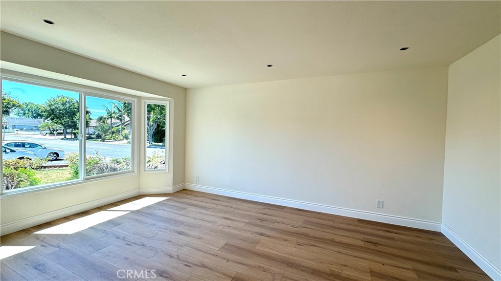 15451 Alsace Cir, Irvine CA 92604 - photo 20