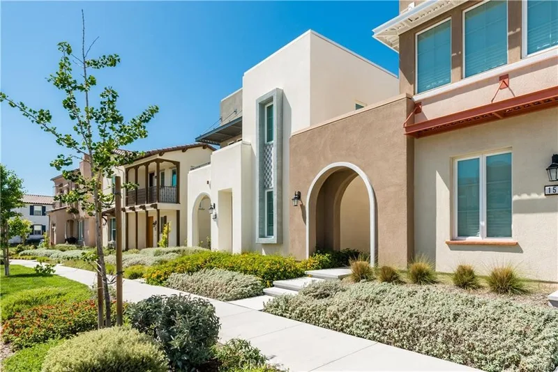 155 Mongoose, Irvine, CA 92618