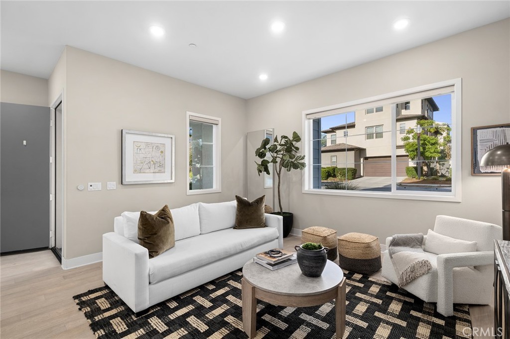157 Crossover, Irvine CA 92618 - photo 5