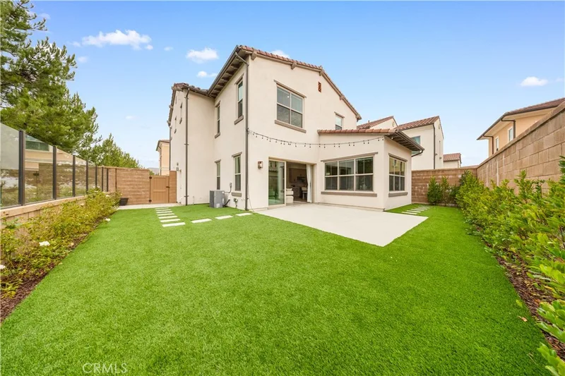 157 Fairgreen, Irvine, CA 92618