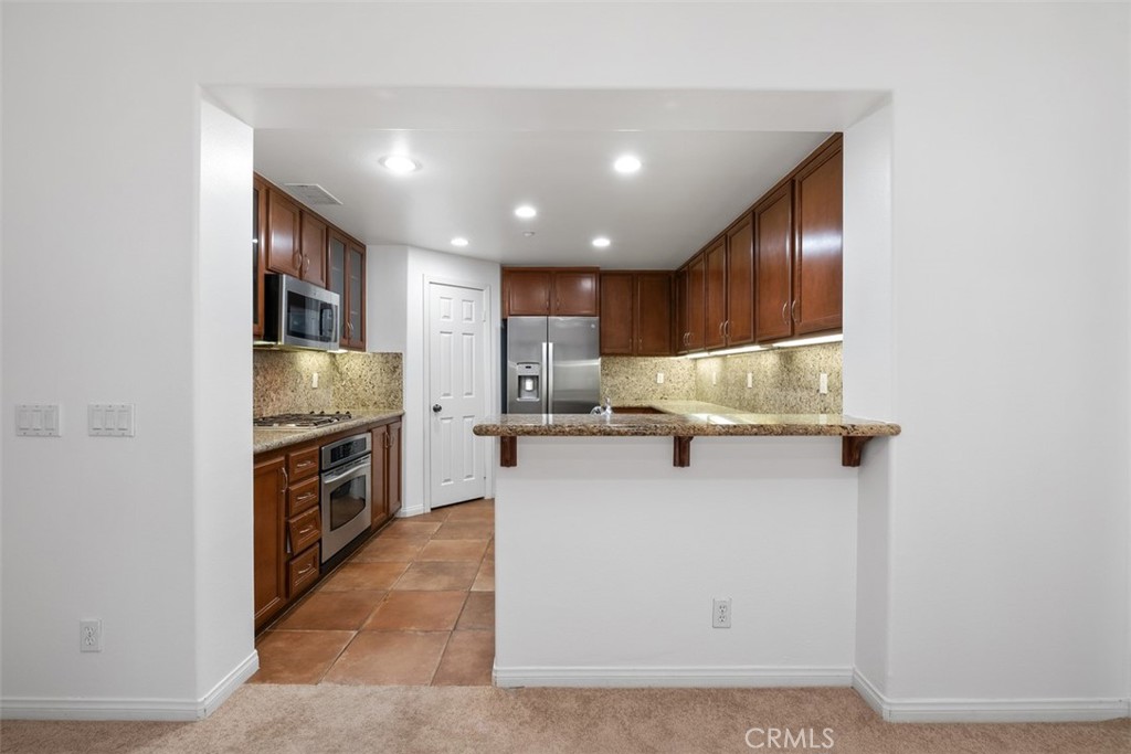 157 Roadrunner, Irvine CA 92603 - photo 10