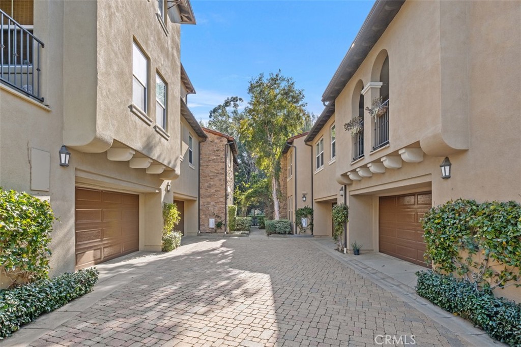 157 Roadrunner, Irvine CA 92603 - photo 25