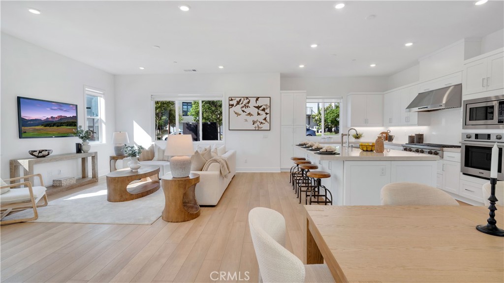 Great Room - 157 Sawbuck, Irvine CA 92618 - photo 9