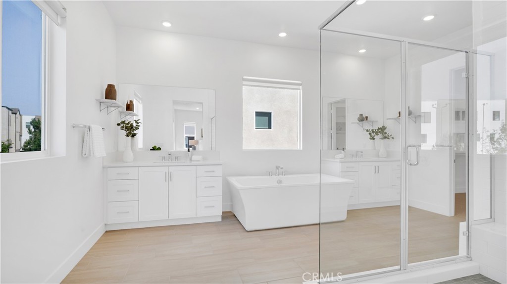 En-Suite - 157 Sawbuck, Irvine CA 92618 - photo 19