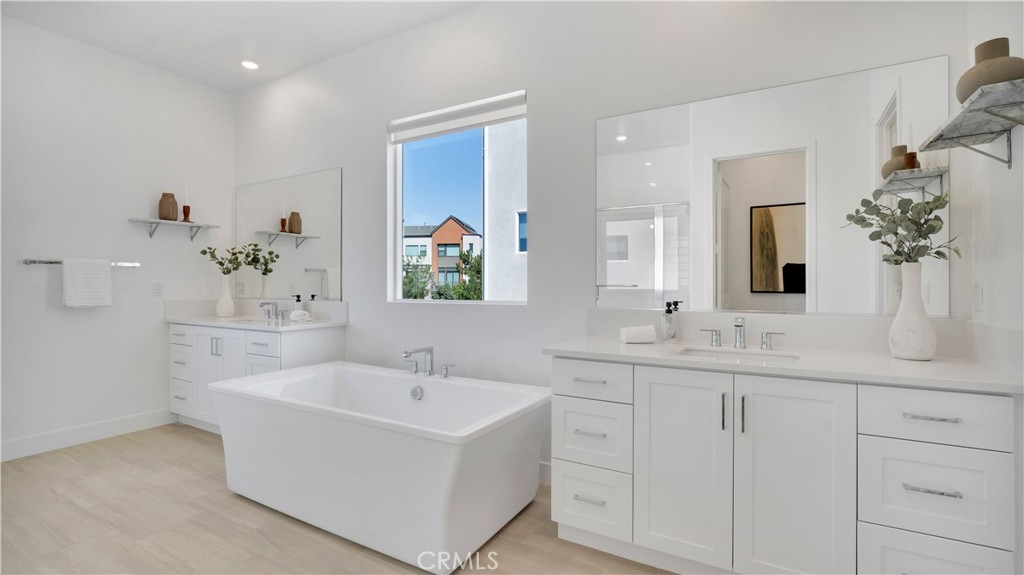 En-Suite - 157 Sawbuck, Irvine CA 92618 - photo 20