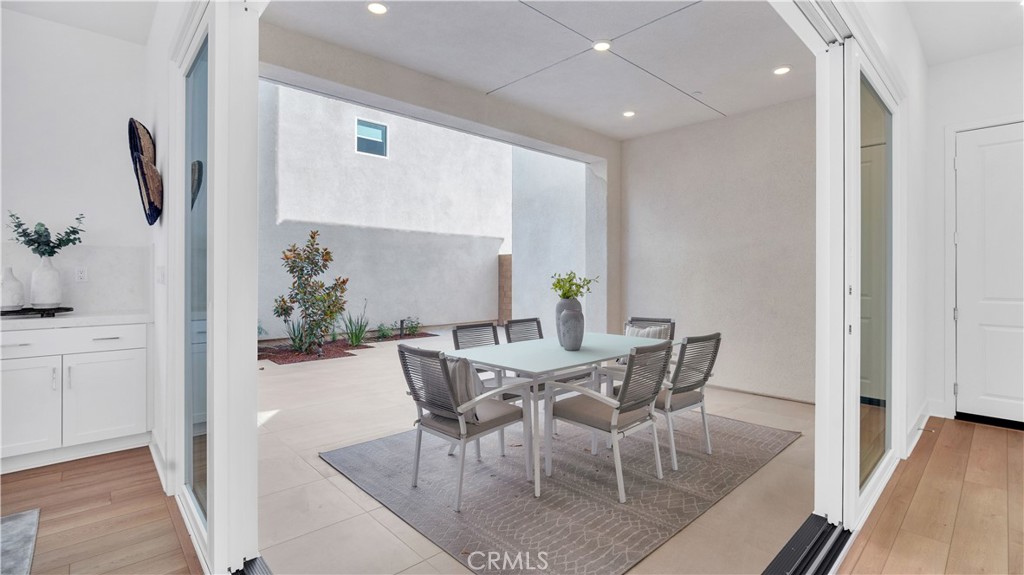 California Patio - 157 Sawbuck, Irvine CA 92618 - photo 42