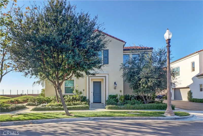 158 Falcon, Irvine, CA 92618