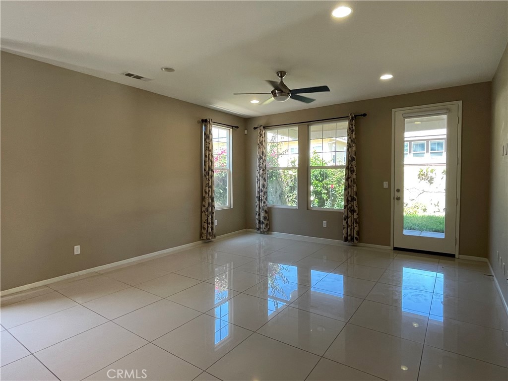 159 Fieldwood, Irvine CA 92618 - photo 5