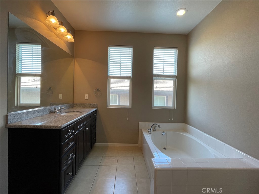 159 Fieldwood, Irvine CA 92618 - photo 11