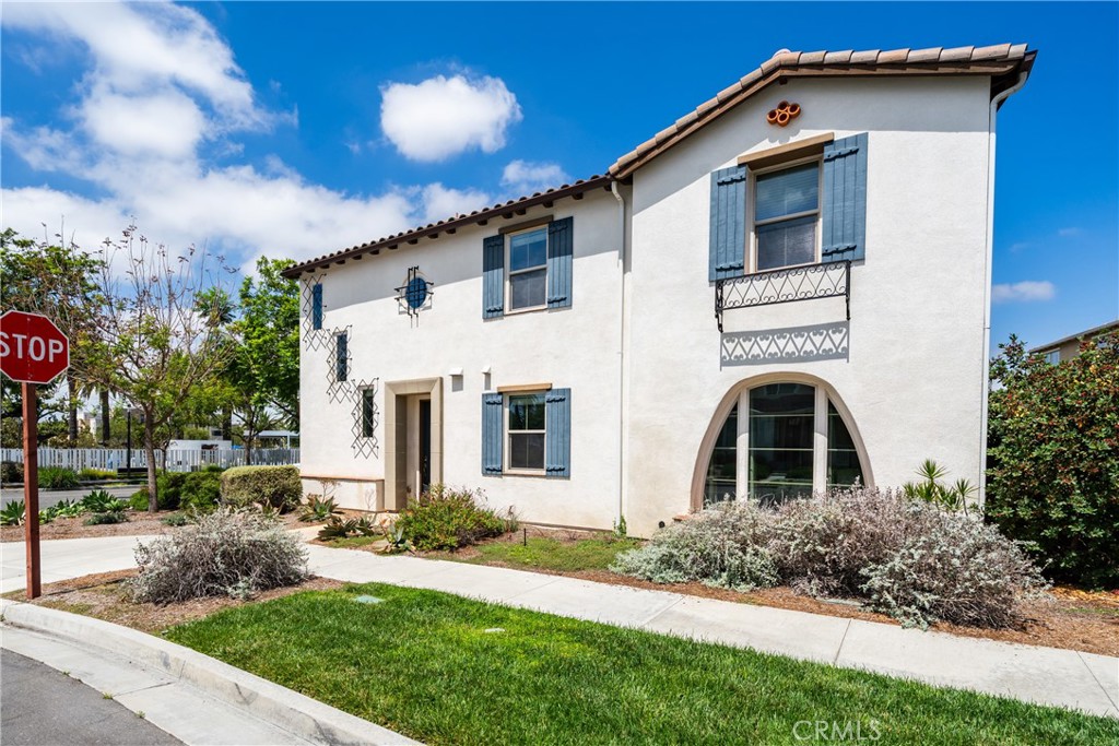 159 Newington, Irvine CA 92618 - photo 3