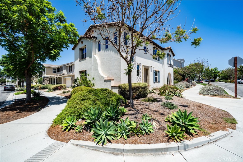 159 Newington, Irvine CA 92618 - photo 5