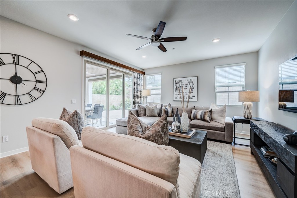 159 Newington, Irvine CA 92618 - photo 28