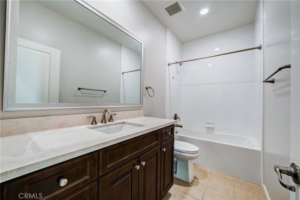 159 Newington, Irvine CA 92618 - photo 40