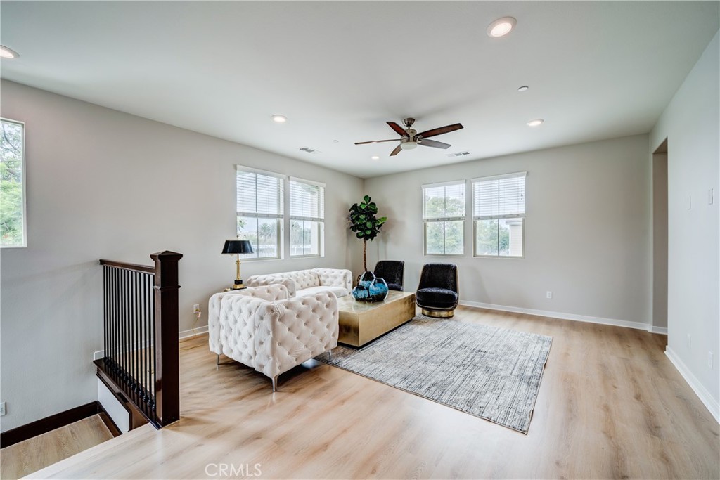 159 Newington, Irvine CA 92618 - photo 23