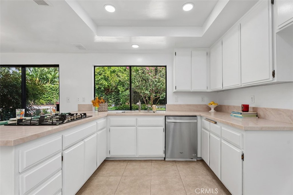 16 Alegria, Irvine CA 92620 - photo 31