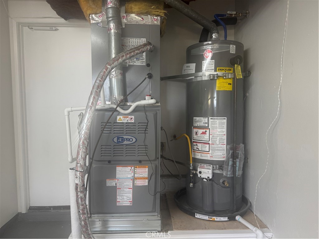Brand new HVAC and water heater. - 16 Alegria, Irvine CA 92620 - photo 58