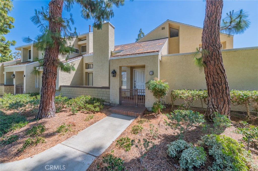 16 Claret, Irvine CA 92614 - photo 3