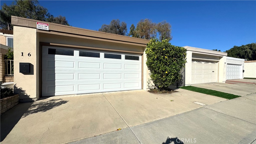 16 Willow Tree Ln, Irvine CA 92612 - photo 1