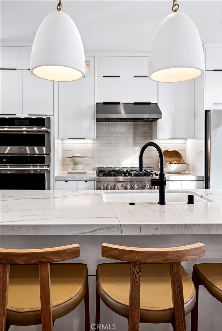 Kitchen - 160 Palisades, Irvine CA 92618 - photo 9