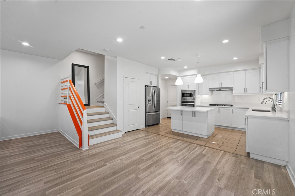 160 Terrapin, Irvine CA 92618 - photo 1