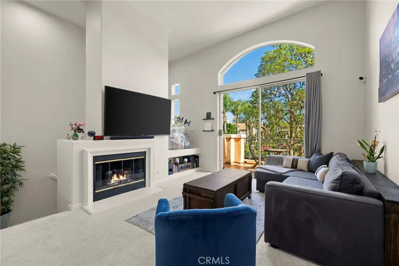 1604 Solvay Aisle 118, Irvine, CA 92606