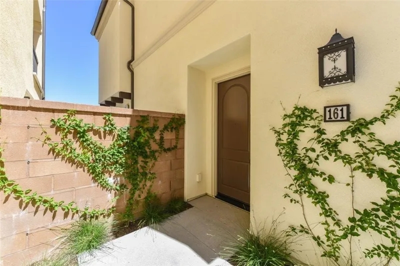 161 Elkhorn, Irvine