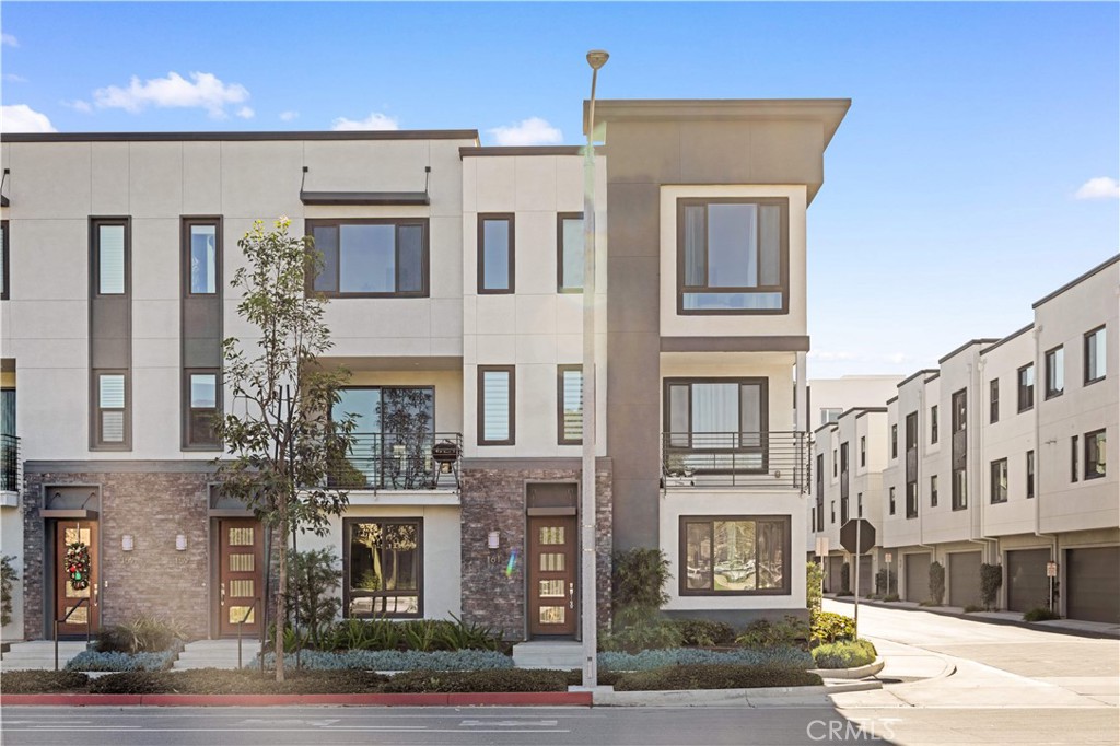 161 Schick, Irvine CA 92614 - photo 1