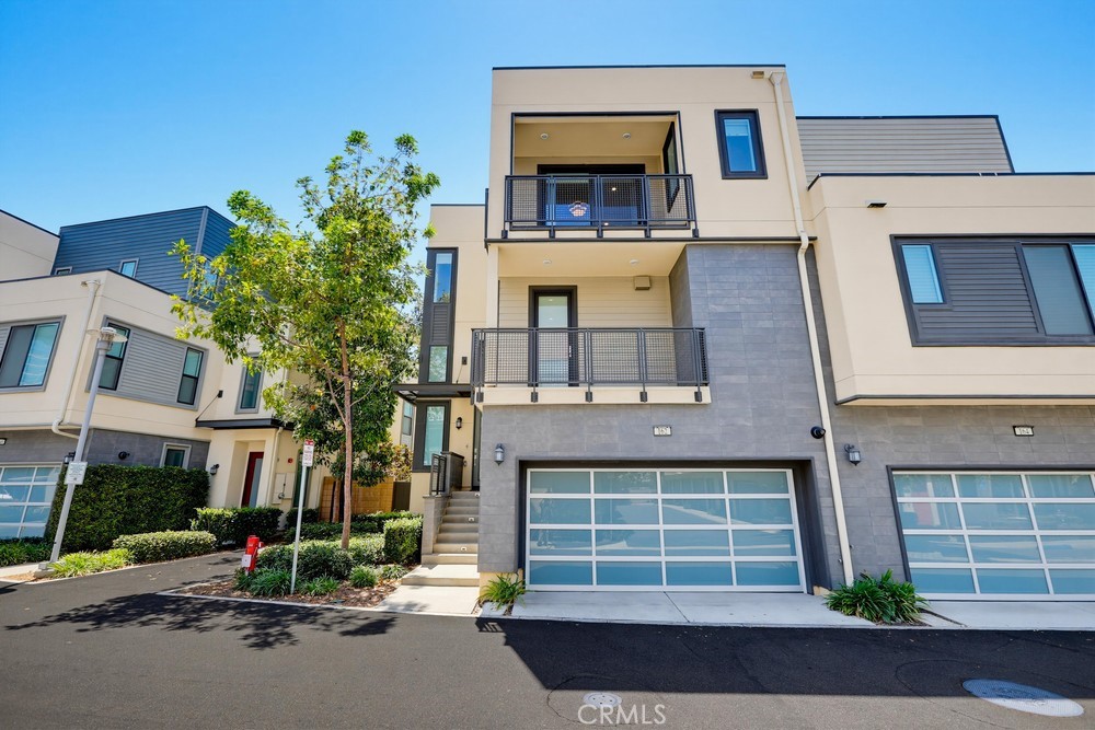 162 Bowery, Irvine CA 92612 - photo 2