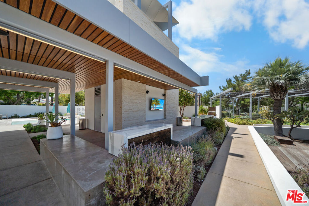 162 Novel, Irvine CA 92618 - photo 20
