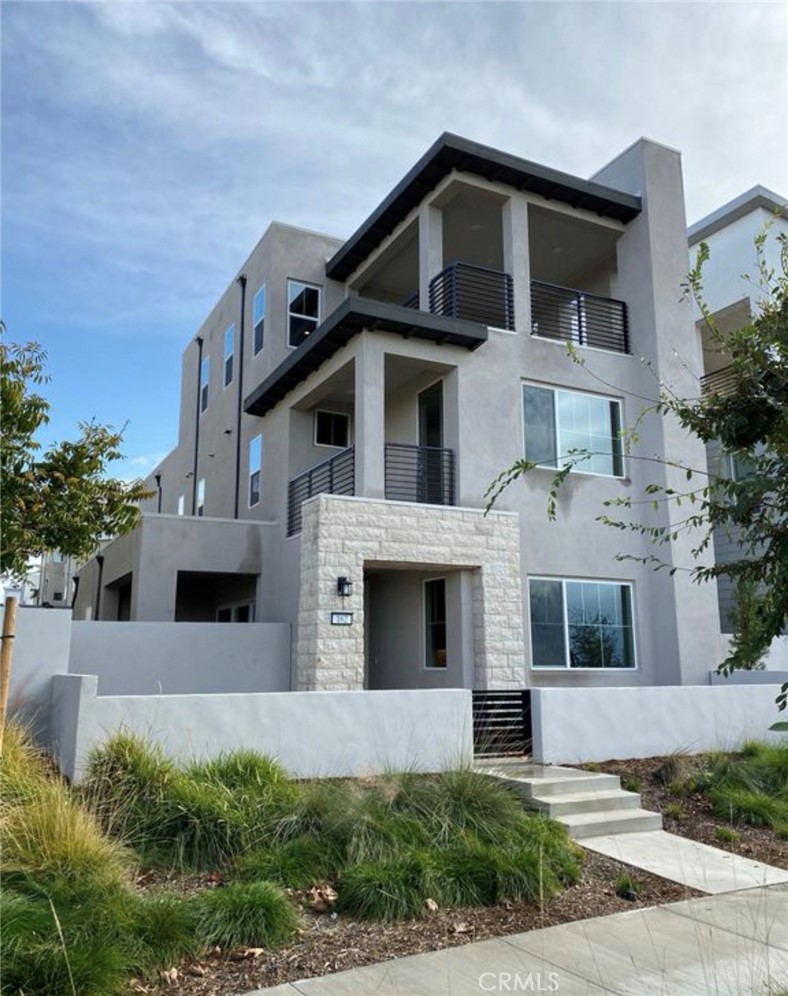 162 Perspective, Irvine CA 92618 - photo 1