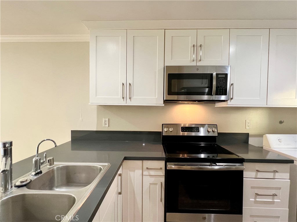 162 Tangelo, Irvine CA 92618 - photo 1
